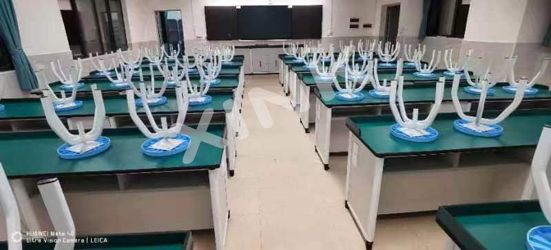 鋁木<a href='http://www.qmcku.cn/' target='1' style='font-size:14px; font-weight:bold; color:#0080ff;'>物理實(shí)驗(yàn)室</a>