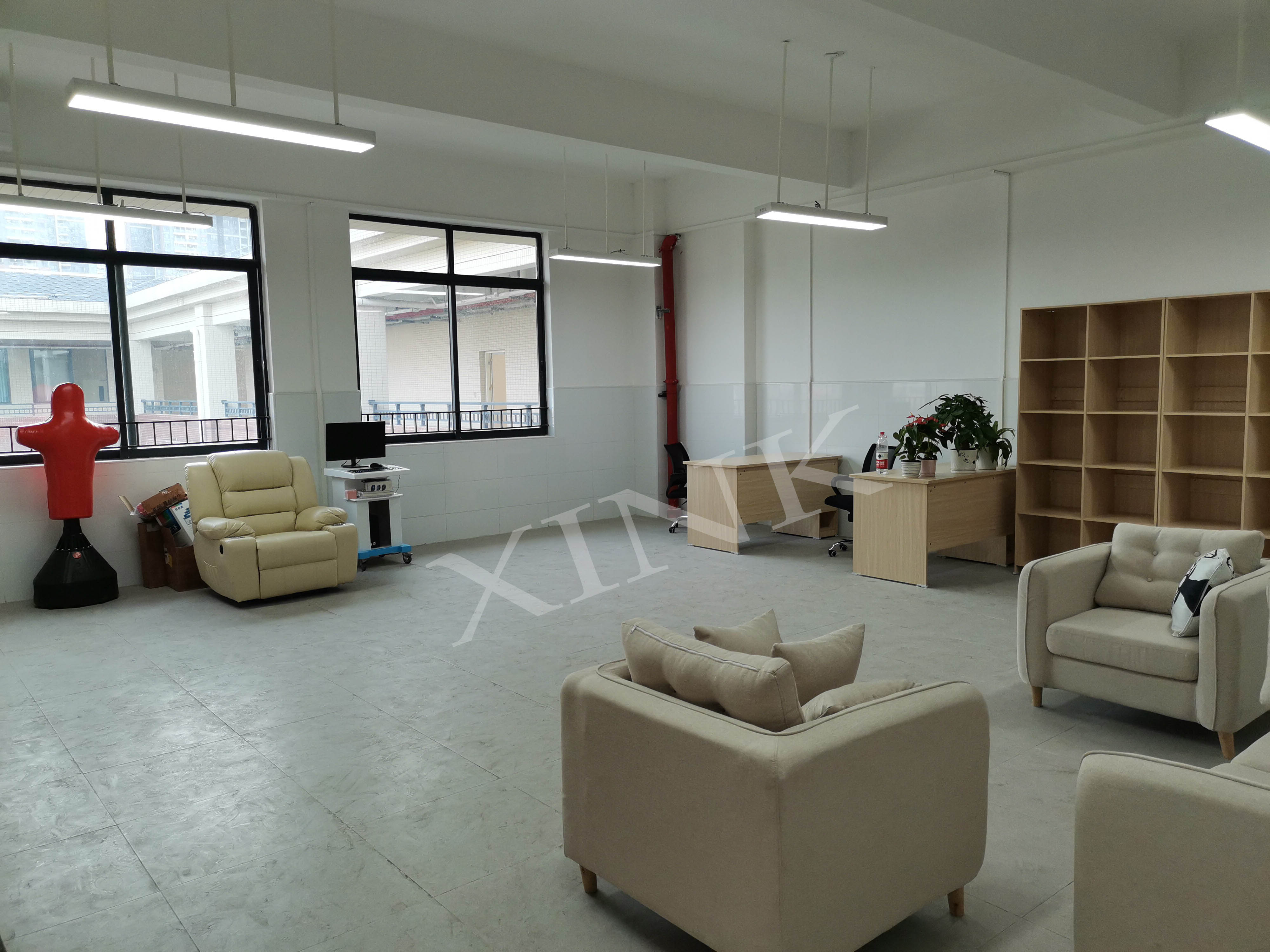 <a href='http://www.qmcku.cn' target='1' style='font-size:14px; font-weight:bold; color:#0080ff;'>心理咨詢室</a>