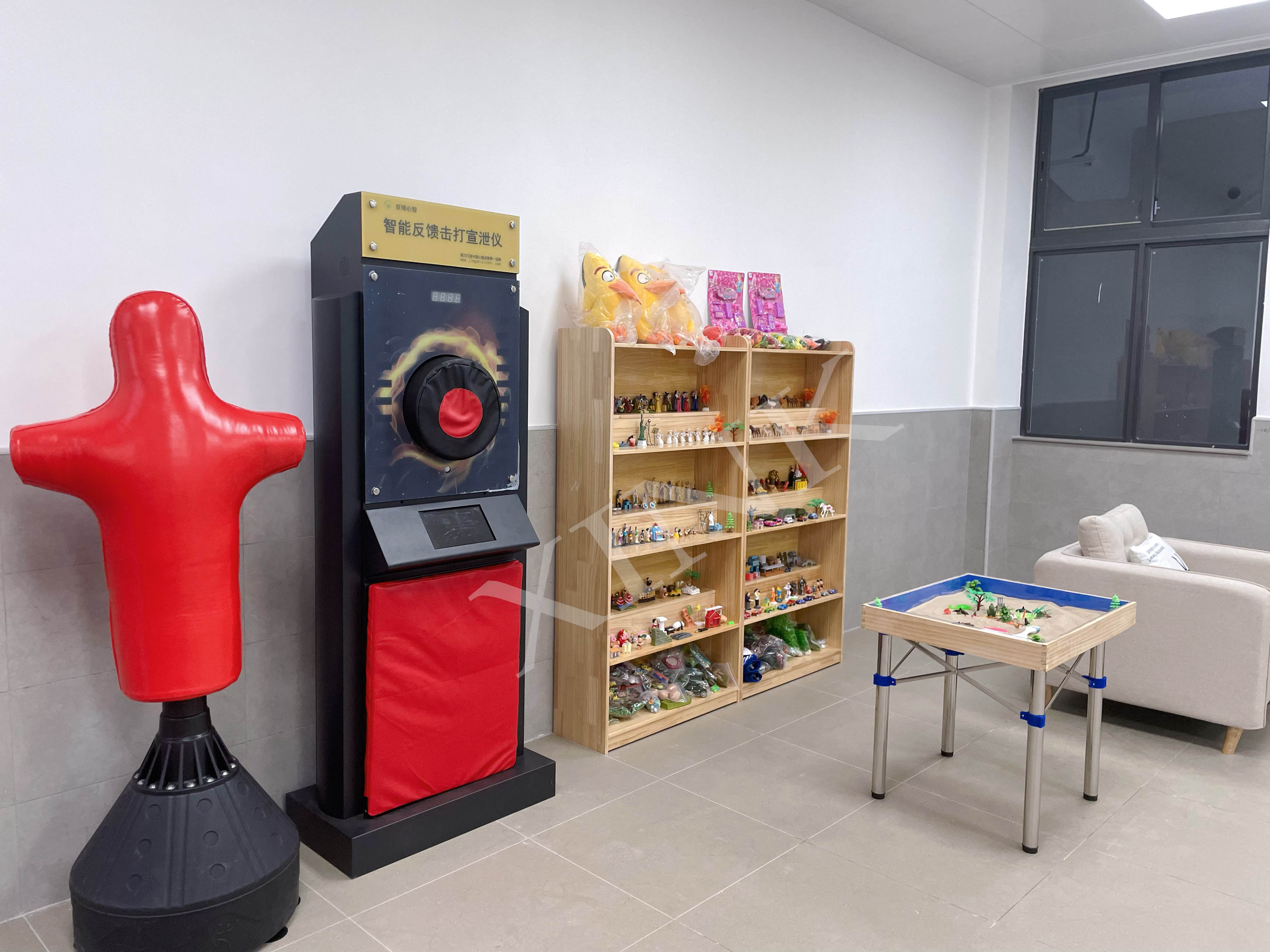 <a href='http://www.qmcku.cn' target='1' style='font-size:14px; font-weight:bold; color:#0080ff;'>心理咨詢室</a>