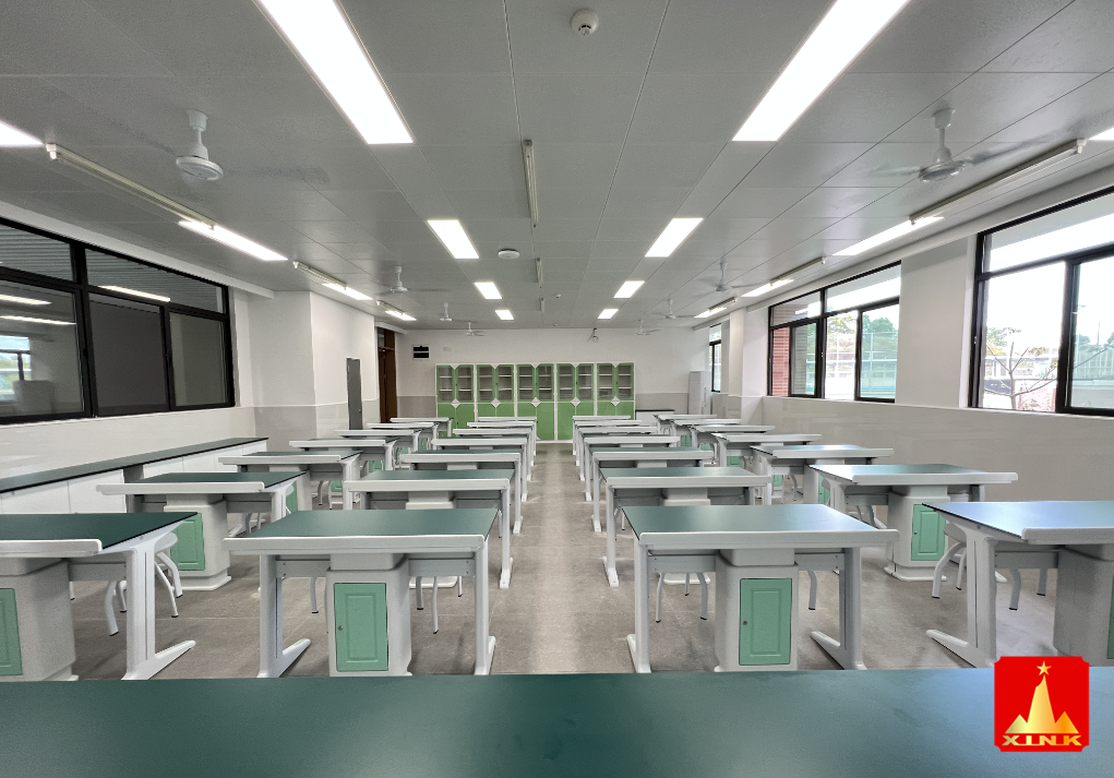 全鋁<a href='http://www.qmcku.cn/' target='1' style='font-size:14px; font-weight:bold; color:#0080ff;'>物理實(shí)驗(yàn)室</a>