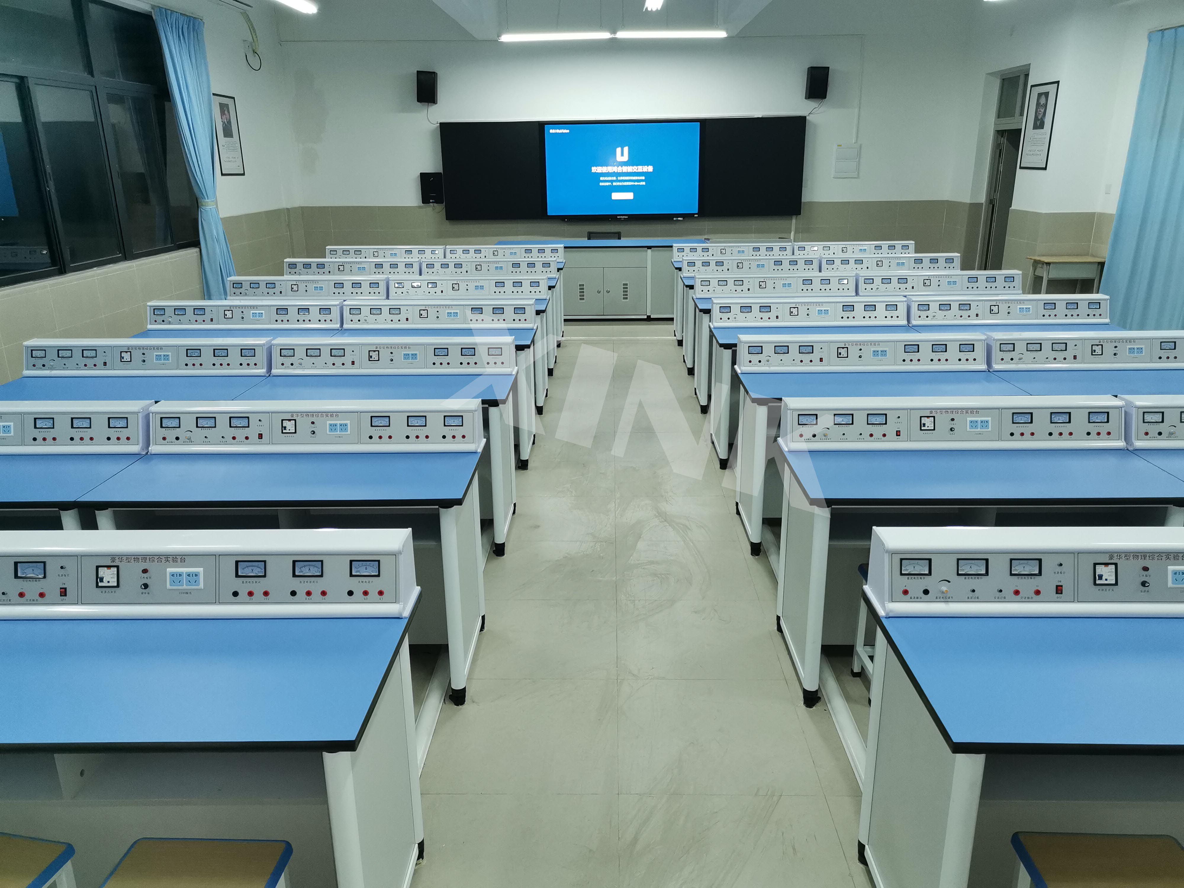 <a href='http://www.qmcku.cn/' target='1' style='font-size:14px; font-weight:bold; color:#0080ff;'>物理實(shí)驗(yàn)室</a>