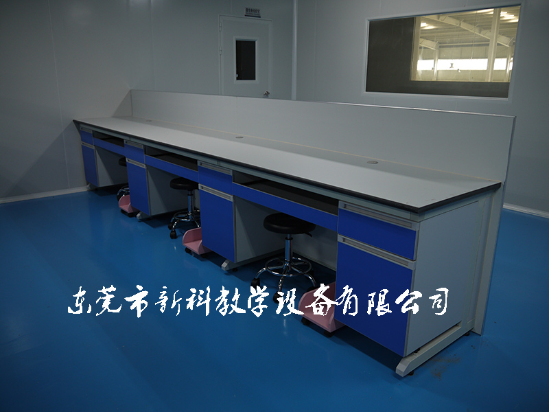 <a href='http://www.qmcku.cn/products/64-1.html' target='1' style='font-size:18px; font-weight:bold; color:#000000;'>實驗室邊臺</a>案例